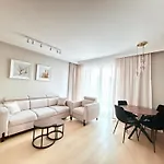 Klonova Park Apartamento Olecko