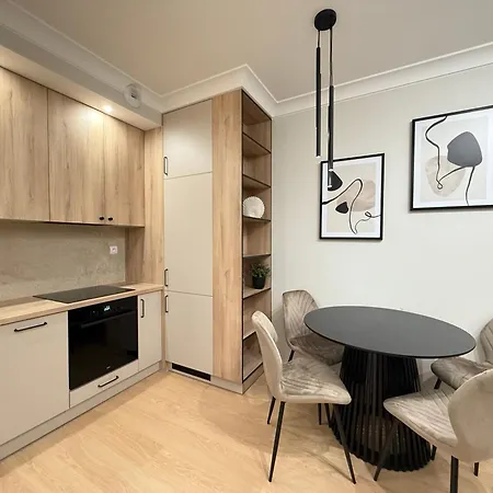 Klonova Park Apartment