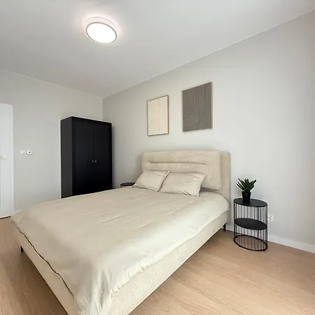 Apartamento Klonova Park *